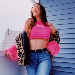 Meet your Posher, Eloise